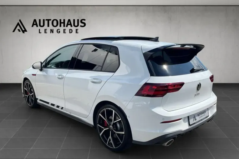 Volkswagen Golf din 2022 cu 60.000 km - oferta VOL236273 - foto 3