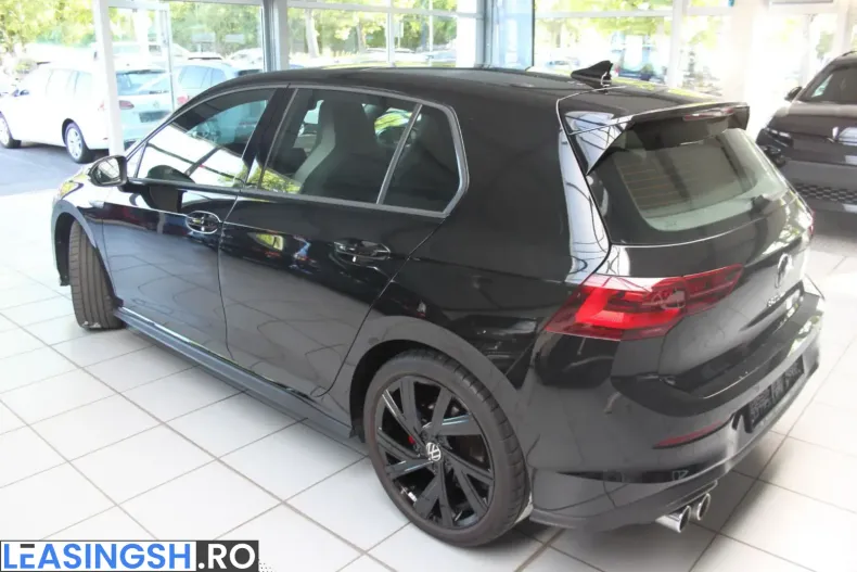 Volkswagen Golf din 2024 cu 43.900 km - oferta VOL236274 - foto 9