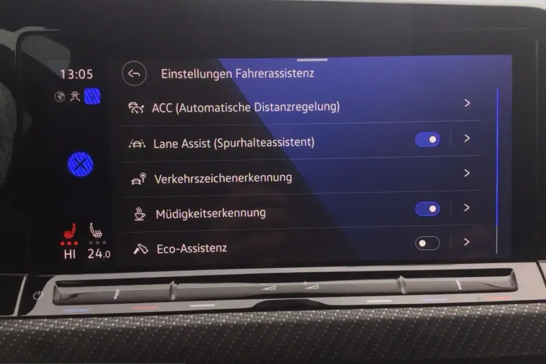 Volkswagen Golf din 2022 cu 61.649 km - oferta VOL236275 - foto 13