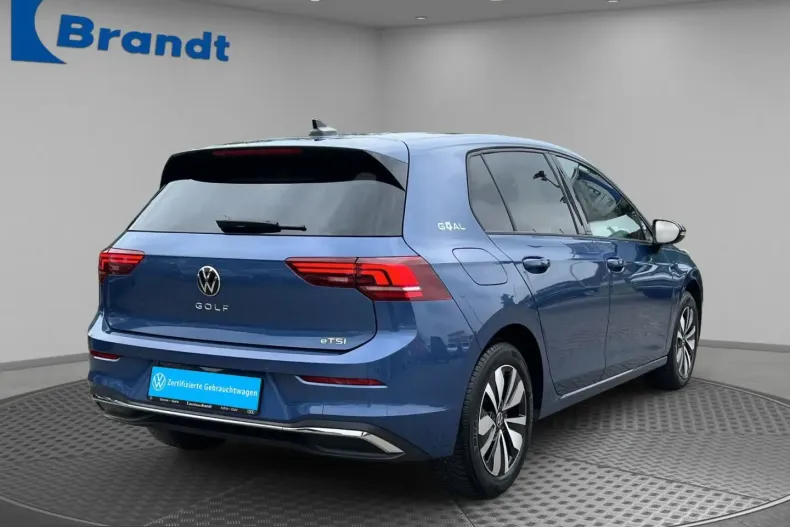 Volkswagen Golf din 2025 cu 21.680 km - oferta VOL236276 - foto 3