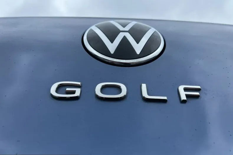 Volkswagen Golf din 2025 cu 21.680 km - oferta VOL236276 - foto 25