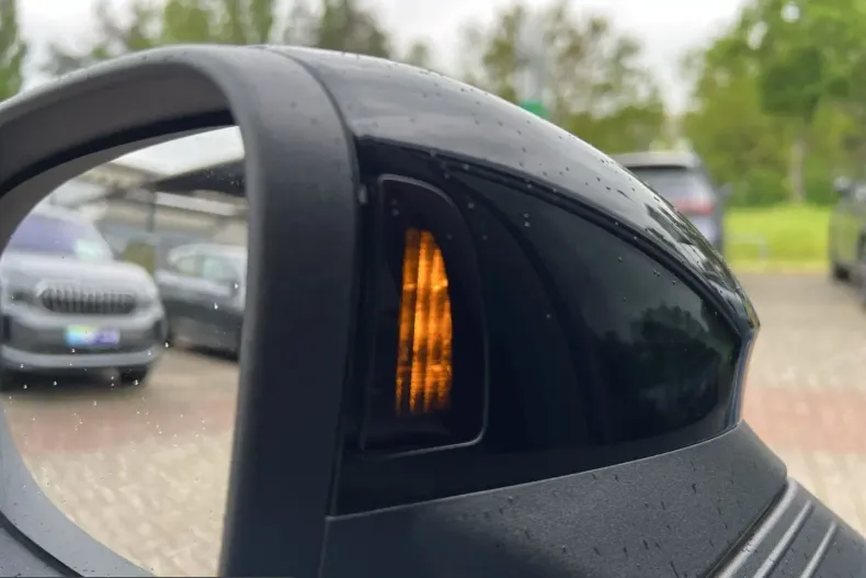 Volkswagen Golf din 2025 cu 21.680 km - oferta VOL236276 - foto 31