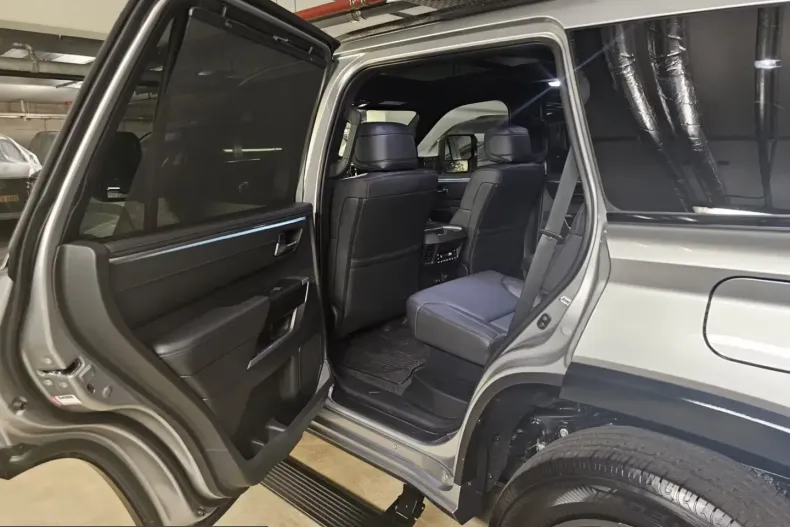 Toyota Sequoia din 2026 cu 51 km - oferta TOY236295 - foto 8