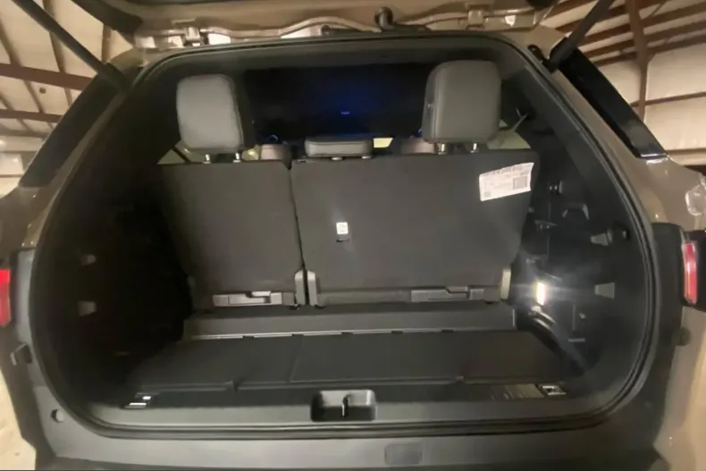 Toyota Sequoia din 2026 cu 51 km - oferta TOY236297 - foto 18