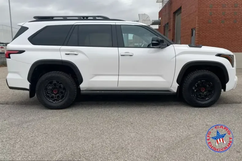 Toyota Sequoia din 2026 cu 51 km - oferta TOY236299 - foto 4