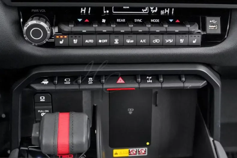 Toyota Sequoia din 2026 cu 51 km - oferta TOY236300 - foto 16