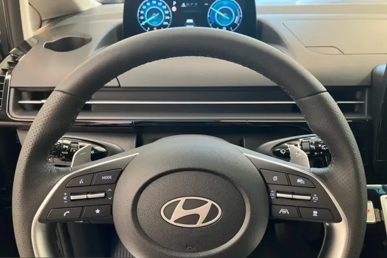 Hyundai Staria din 2026 cu 51 km - oferta HYU236306 - foto 9