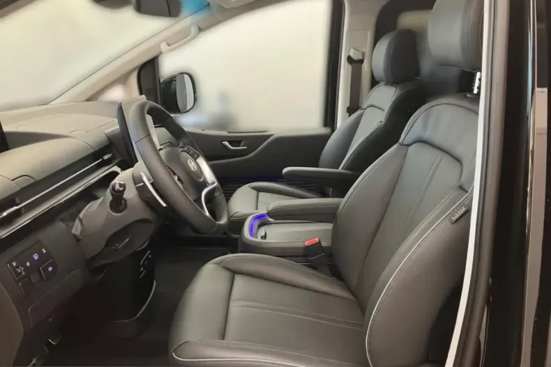 Hyundai Staria din 2026 cu 51 km - oferta HYU236306 - foto 14