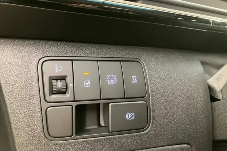 Hyundai Staria din 2026 cu 51 km - oferta HYU236306 - foto 18