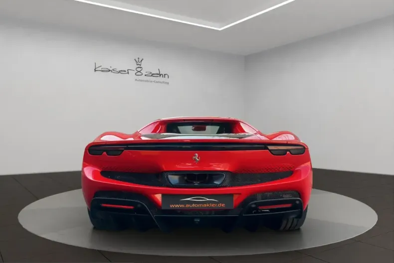 Ferrari 296 GTB din 2024 cu 7.450 km - oferta FER236307 - foto 7