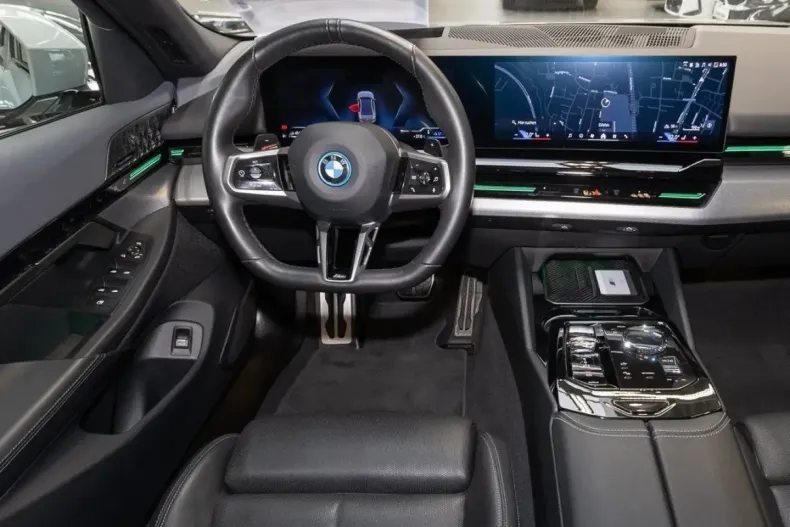 BMW 530 (Seria 5) din 2024 cu 72.369 km - oferta BMW236321 - foto 7
