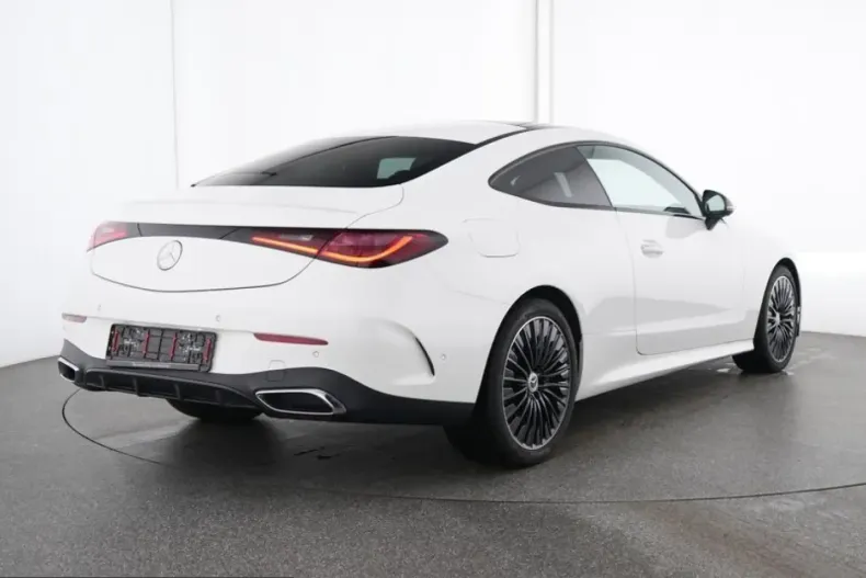 Mercedes-Benz CLE 200 (Clasa CLE) din 2025 cu 15.783 km - oferta MER236331 - foto 4