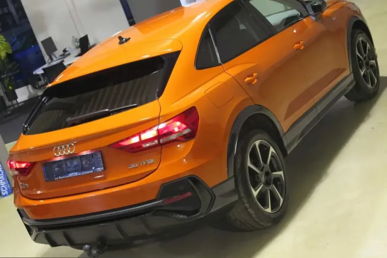 Audi Q3 din 2022 cu 44.000 km - oferta AUD236357 - foto 3
