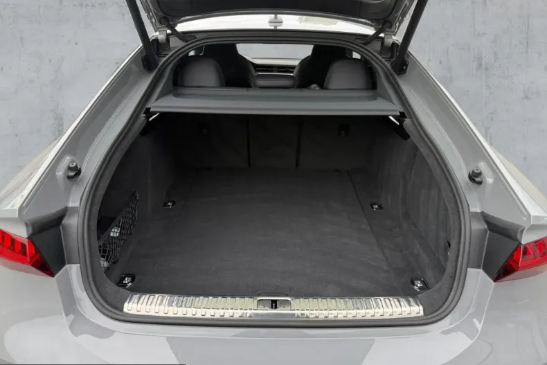 Audi RS7 din 2025 cu 11.654 km - oferta AUD236377 - foto 13
