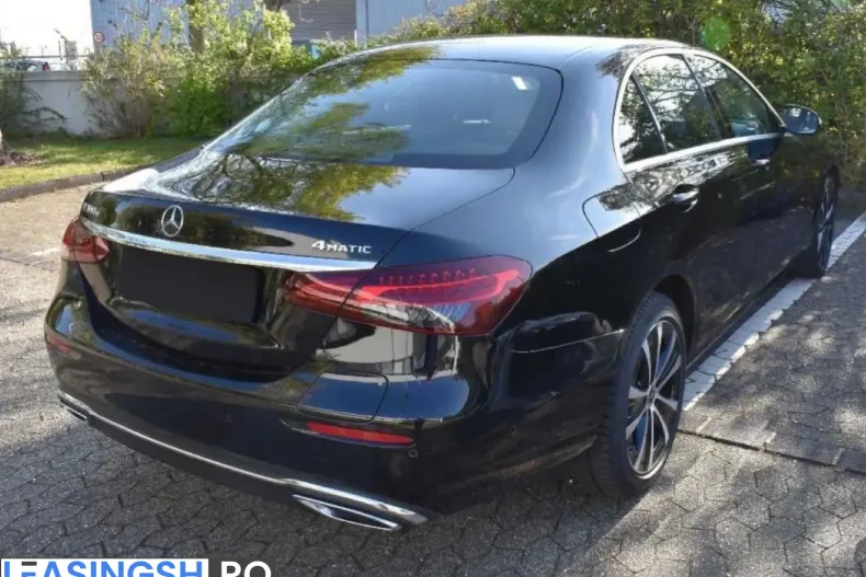 Mercedes-Benz E 300 (Clasa E) din 2022 cu 77.000 km - oferta MER236387 - foto 4