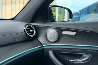 Mercedes-Benz E 300 (Clasa E) din 2023 cu 59.999 km - oferta MER236388 - foto 24