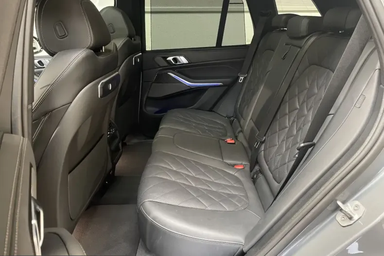 BMW X5 (Seria X) din 2025 cu 10.000 km - oferta BMW236391 - foto 8
