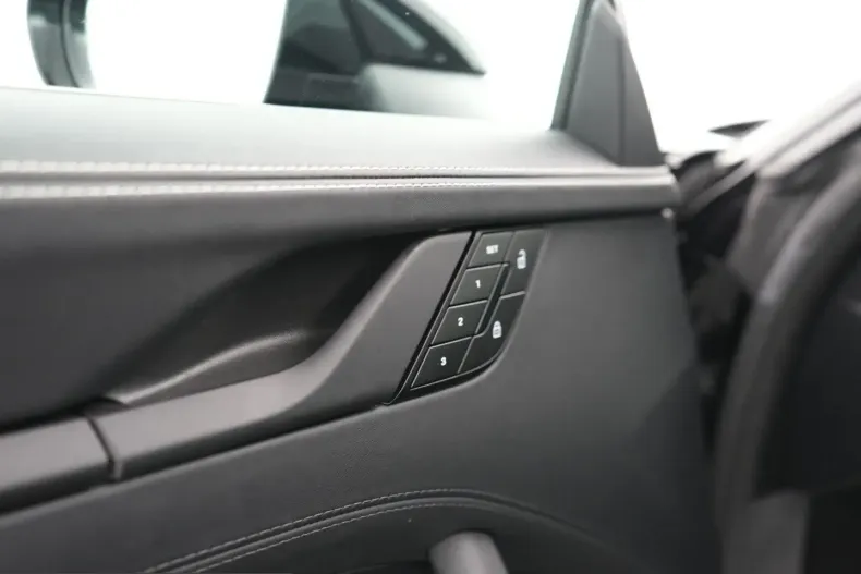 Porsche 992 din 2025 cu 4.357 km - oferta POR236401 - foto 12