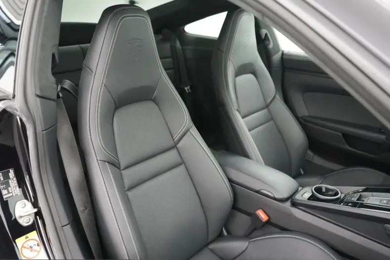 Porsche 992 din 2025 cu 4.357 km - oferta POR236401 - foto 30