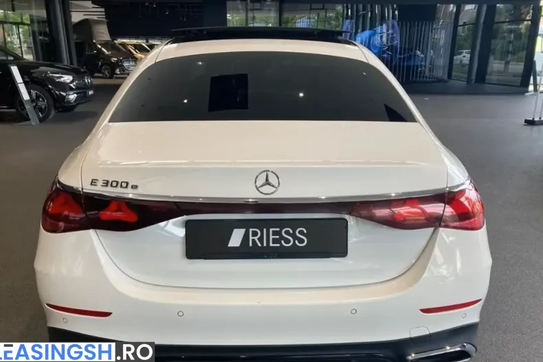 Mercedes-Benz E 300 (Clasa E) din 2024 cu 63.791 km - oferta MER236407 - foto 8