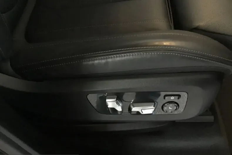 BMW X5 (Seria X) din 2022 cu 86.500 km - oferta BMW236413 - foto 11