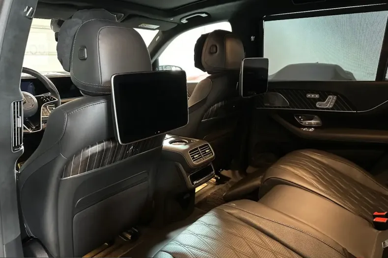 Mercedes-Benz GLS 600 (Clasa GLS) din 2025 cu 20.500 km - oferta MER236423 - foto 9