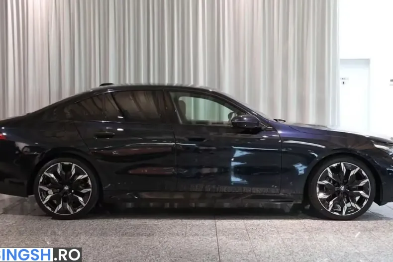 BMW 540 (Seria 5) din 2025 cu 14.926 km - oferta BMW236428 - foto 2
