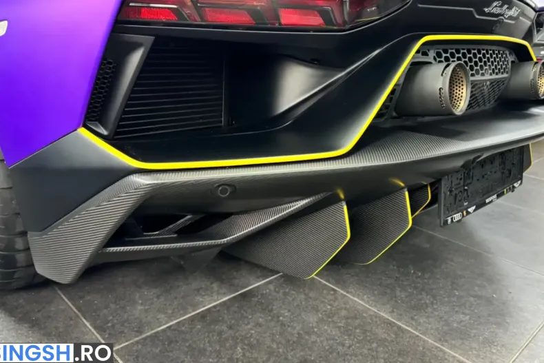 Lamborghini Aventador din 2022 cu 4.715 km - oferta LAM236435 - foto 8