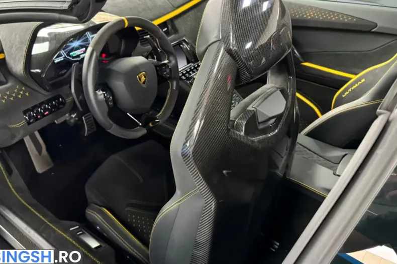Lamborghini Aventador din 2022 cu 4.715 km - oferta LAM236435 - foto 14