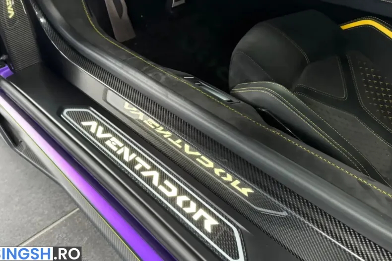 Lamborghini Aventador din 2022 cu 4.715 km - oferta LAM236435 - foto 21