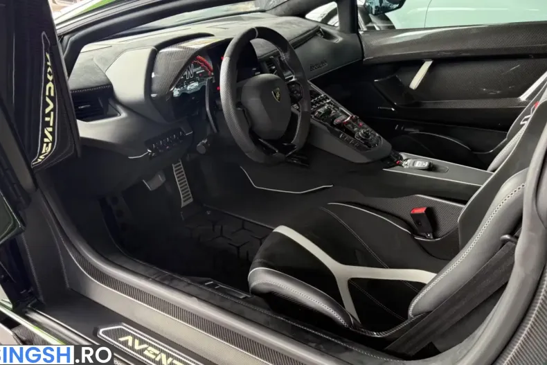 Lamborghini Aventador din 2021 cu 4.500 km - oferta LAM236436 - foto 9