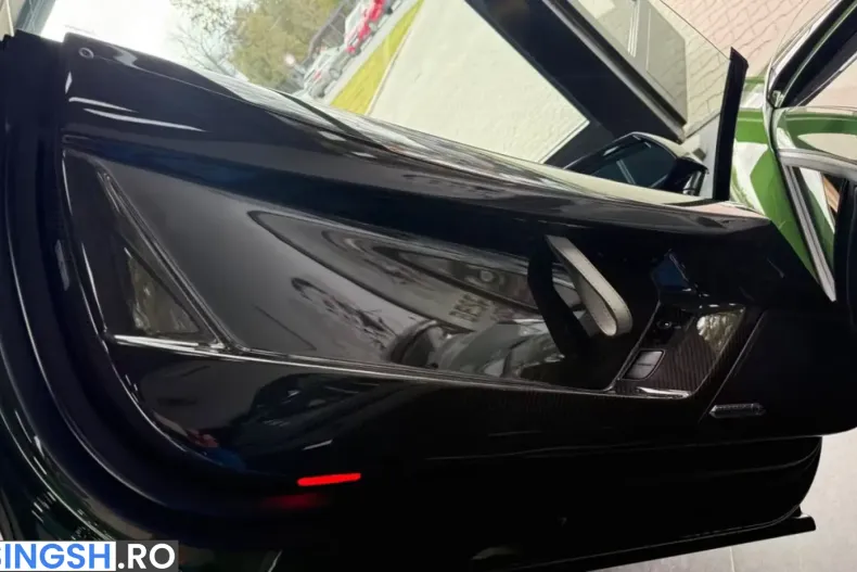 Lamborghini Aventador din 2021 cu 4.500 km - oferta LAM236436 - foto 13