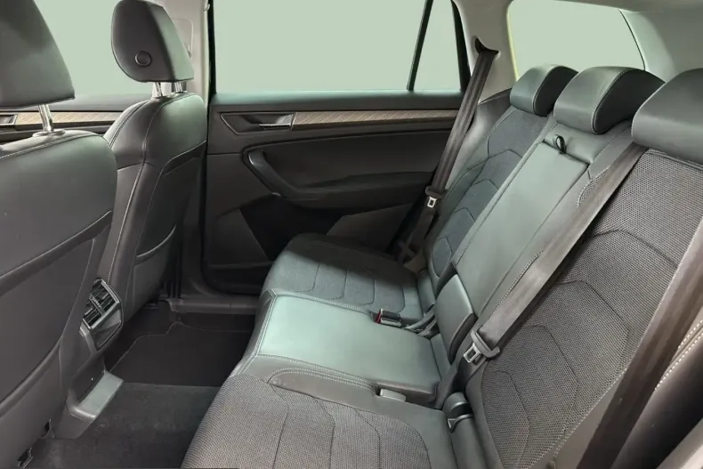 Skoda Kodiaq din 2024 cu 28.767 km - oferta SKO236437 - foto 10