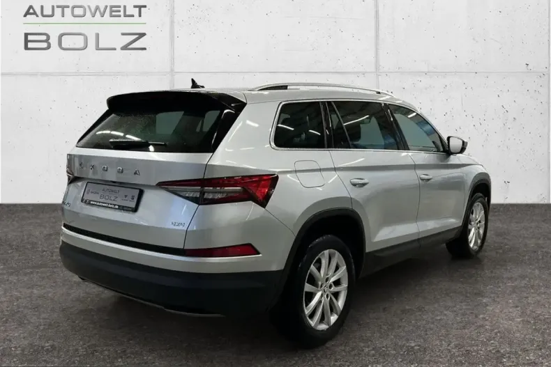 Skoda Kodiaq din 2022 cu 48.216 km - oferta SKO236453 - foto 3