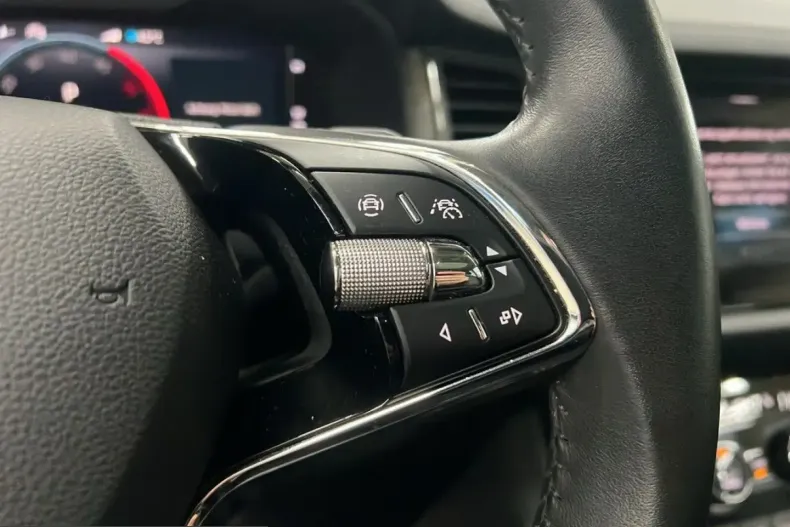 Skoda Kodiaq din 2022 cu 48.216 km - oferta SKO236453 - foto 21