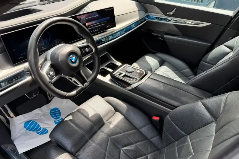 BMW i7 (Seria 7) din 2022 cu 123.866 km - oferta BMW236463 - foto 14