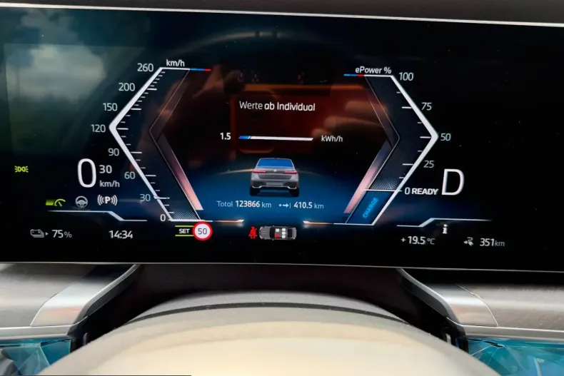 BMW i7 (Seria 7) din 2022 cu 123.866 km - oferta BMW236463 - foto 40