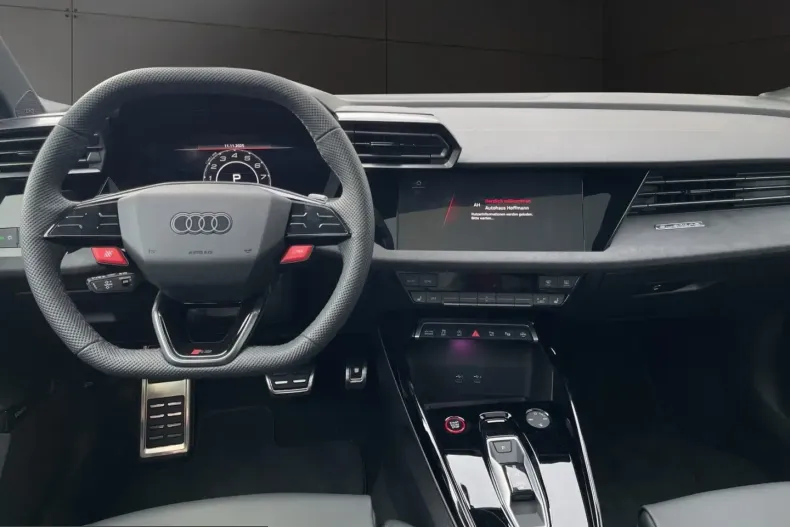Audi RS3 din 2025 cu 11.488 km - oferta AUD236464 - foto 8