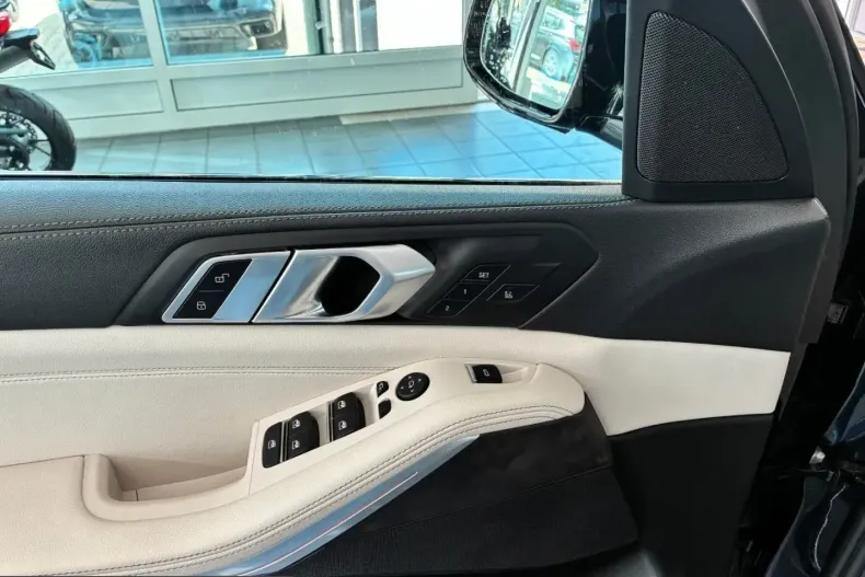 BMW X5 (Seria X) din 2022 cu 87.100 km - oferta BMW236477 - foto 9
