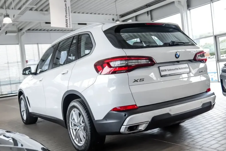 BMW X5 (Seria X) din 2023 cu 67.990 km - oferta BMW236480 - foto 3