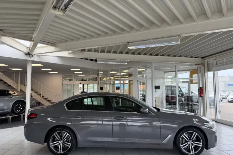 BMW 530 (Seria 5) din 2022 cu 57.288 km - oferta BMW236484 - foto 2