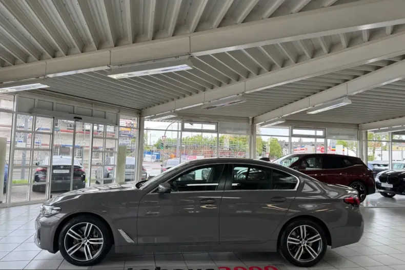 BMW 530 (Seria 5) din 2022 cu 57.288 km - oferta BMW236484 - foto 5