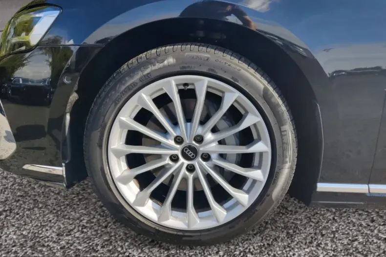 Audi A8 din 2023 cu 39.927 km - oferta AUD236495 - foto 9