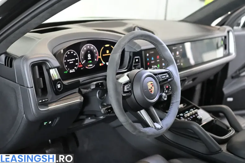 Porsche Cayenne din 2023 cu 53.442 km - oferta POR236499 - foto 9