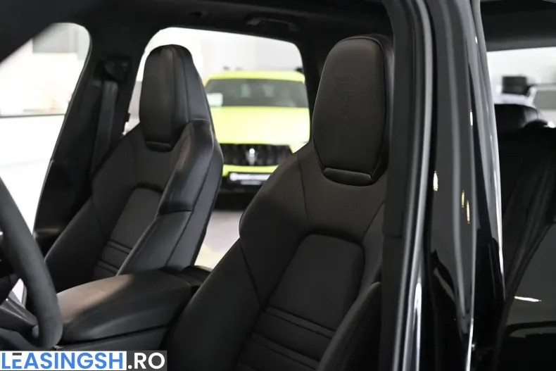 Porsche Cayenne din 2023 cu 53.442 km - oferta POR236499 - foto 19
