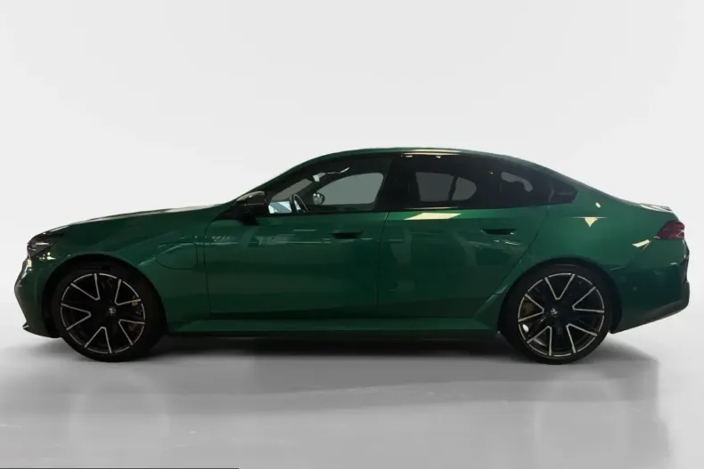 BMW M5 (Seria 5) din 2025 cu 10.331 km - oferta BMW236500 - foto 10