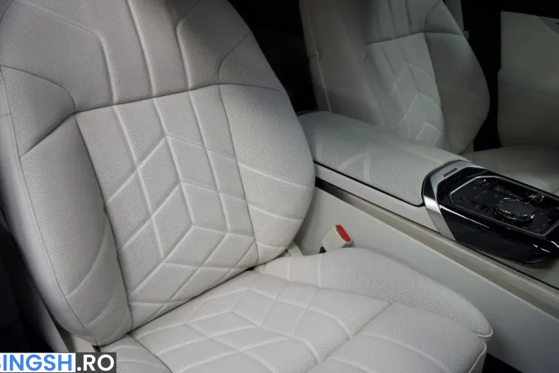 BMW 740 (Seria 7) din 2026 cu 4.100 km - oferta BMW236515 - foto 9