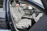 Volvo XC60 din 2022 cu 54.270 km - oferta VOL236523 - foto 12