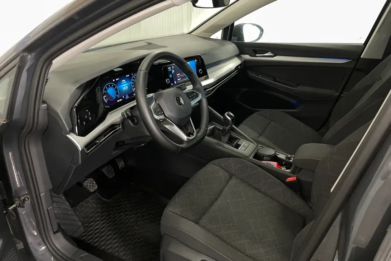 Volkswagen Golf din 2021 cu 52.085 km - oferta VOL236529 - foto 5