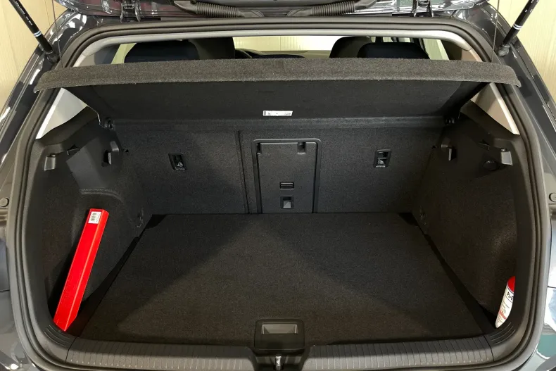 Volkswagen Golf din 2022 cu 51.604 km - oferta VOL236531 - foto 13